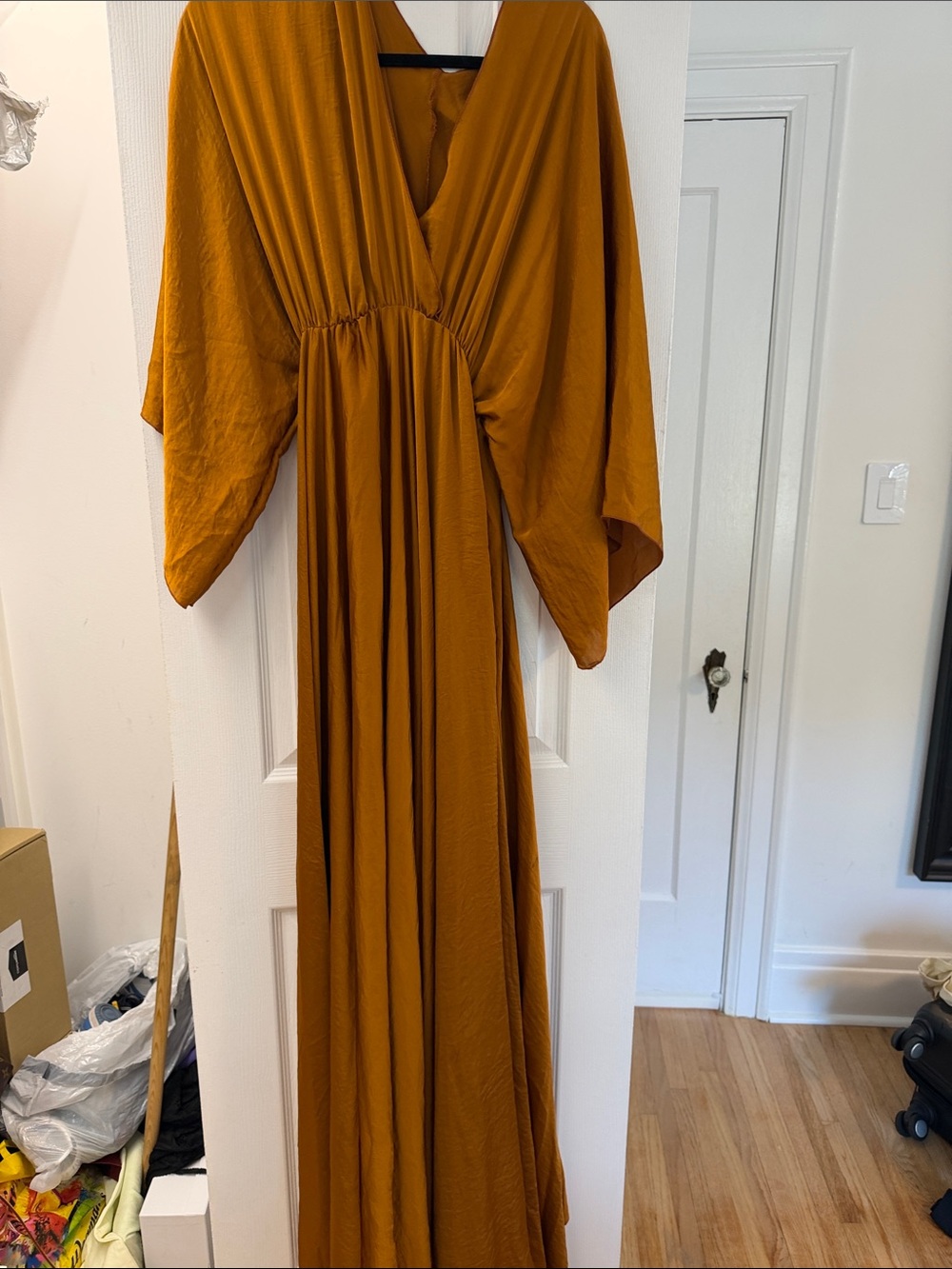 Flowing Mustard Maxi Dress with V-Neck and Billow Sleeves
